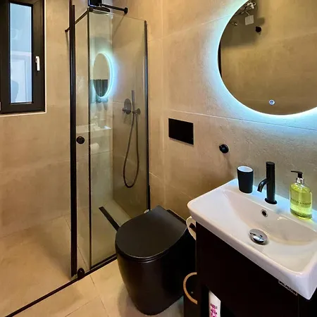 Stylish 2bed With Views By Homely! * Mellieħa