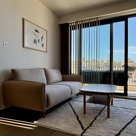 Stylish 2bed With Views By Homely! Appartement