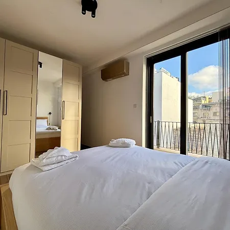 Stylish 2bed With Views By Homely! *